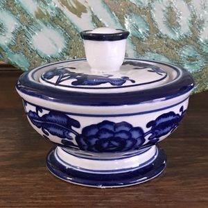 Bombay Company Covered sugar Bowl Large NEW ( creamer also available)